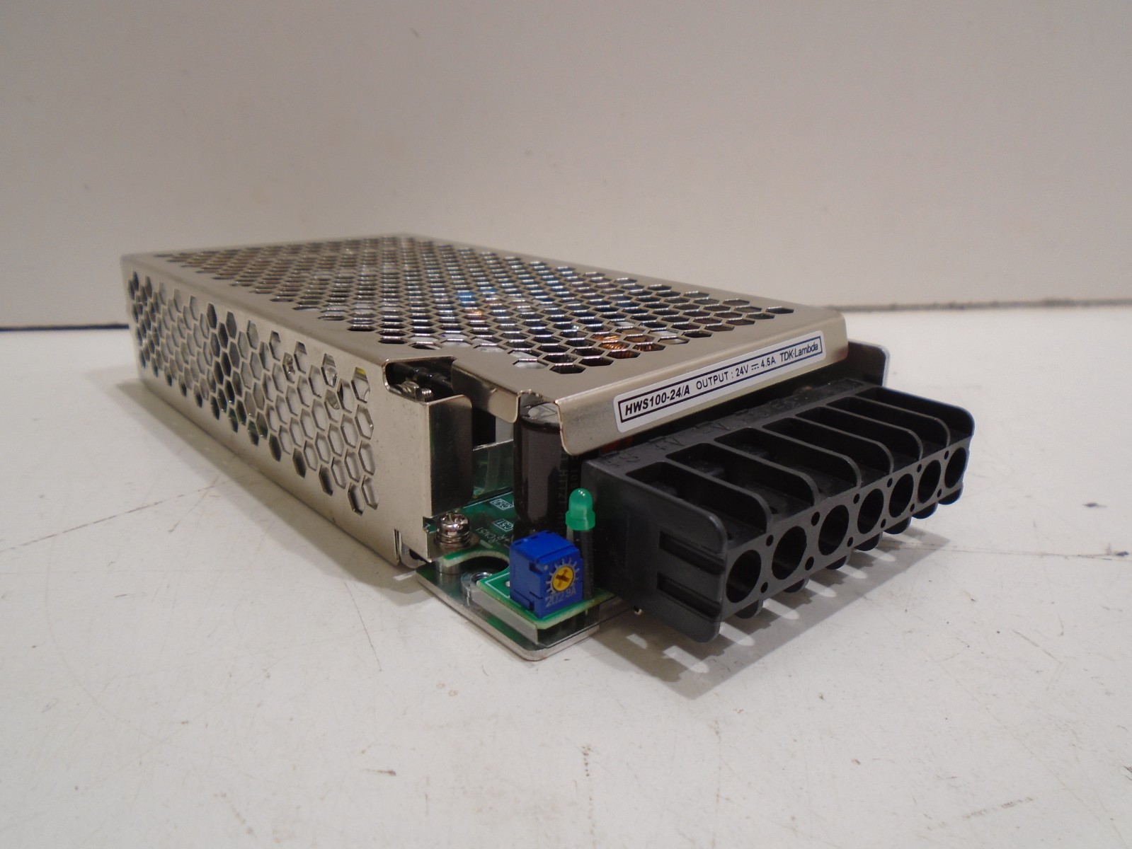 TDK LAMBDA HWS 100-24/A POWER SUPPLY OUTPUT 24V 4.5A