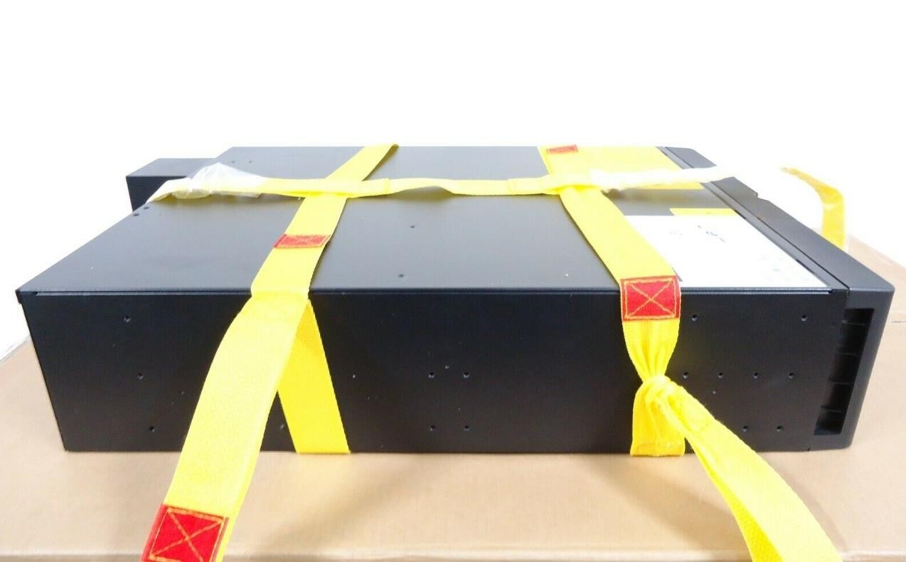 New LENOVO IBM 8KVA 11KVA 3U Rack Tower Extended Battery Module 5594RU8 55949BX