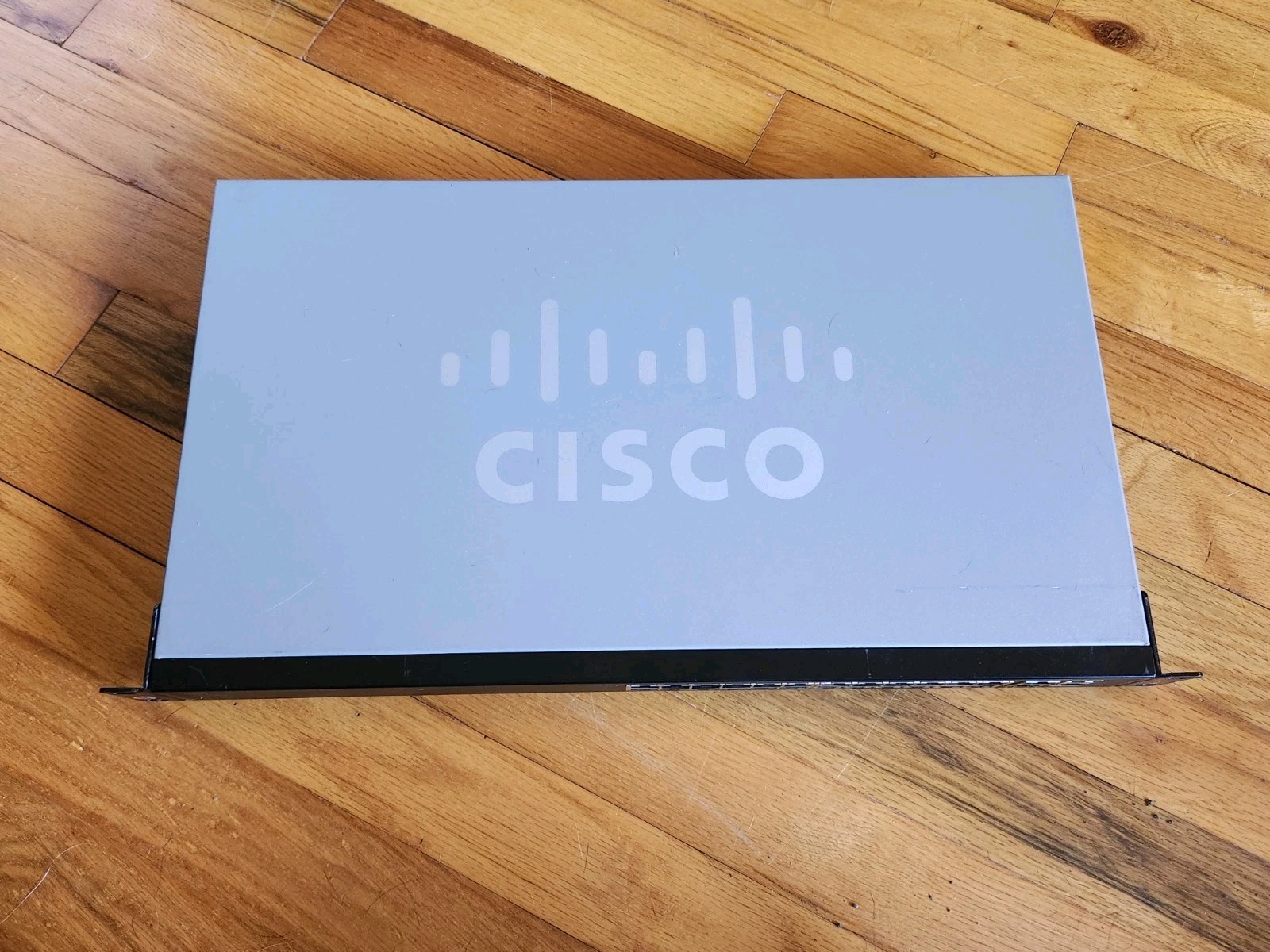Cisco SLM224P 24-port 10/100