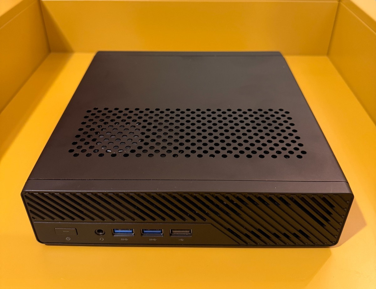 MINISFORUM MS-A2 Mini PC AMD Ryzen 9 9955HX CPU - 2TB SSD - NO RAM - w/OEM POWER