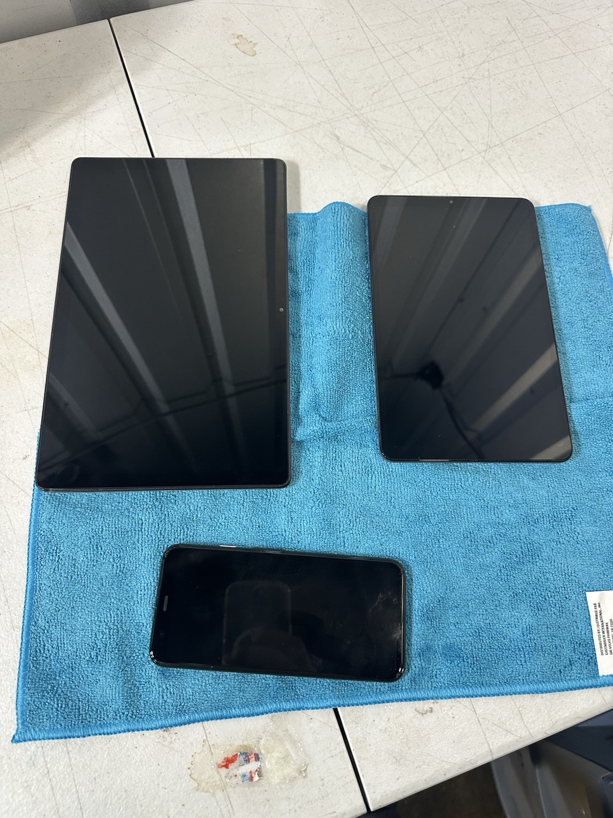 Lot of 2 Samsung Tablets & Google Pixel Phone Powers On Parts Repair