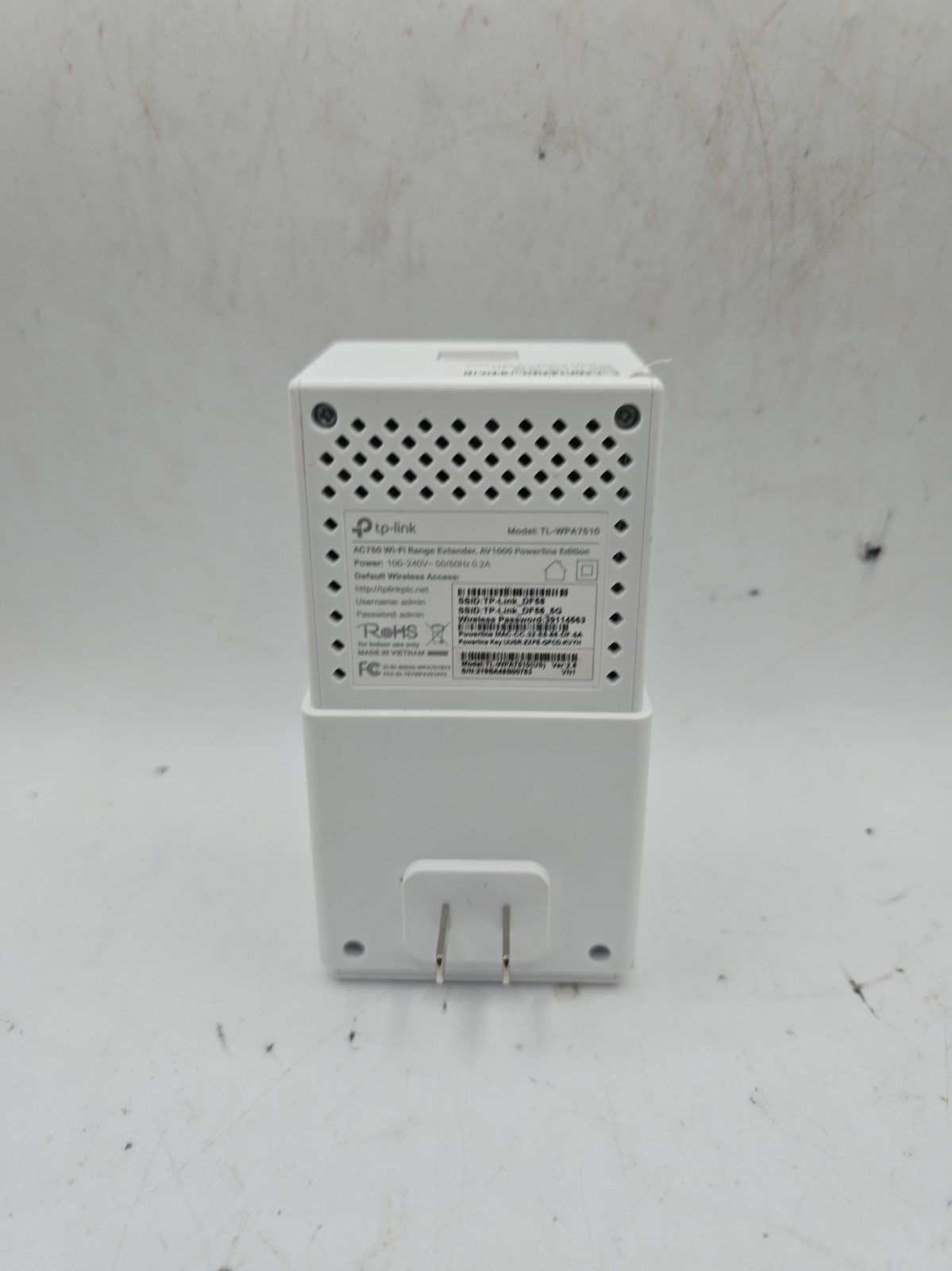 TP Link AV1000 Powerline WiFi Range Extender Dual Band Gigabit Ethernet Plug