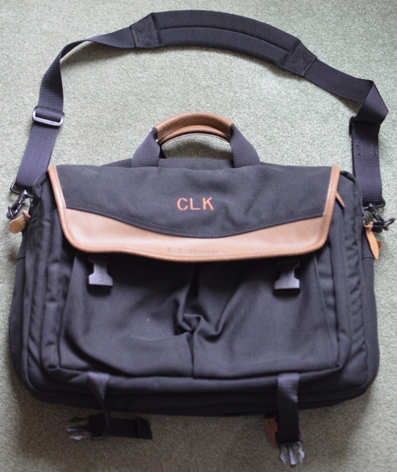 LL Bean Messenger~laptop bag~leather trim~cross body~shoulder~luggage~Briefcase