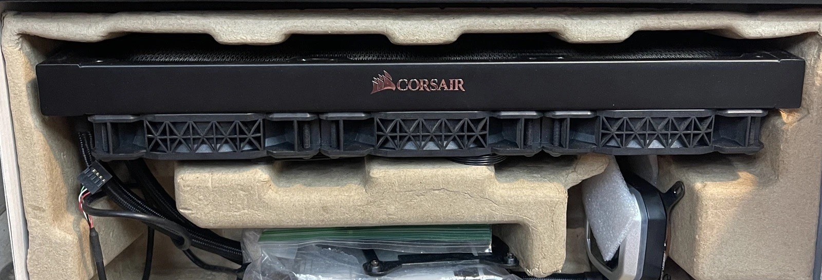 Corsair CW-9060031-WW Hydro Series H150i Pro RGB 360mm Liquid CPU Cooler