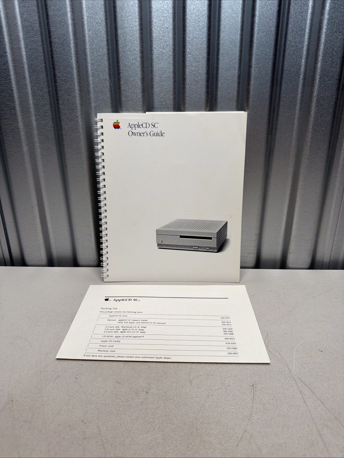 AppleCD SC Owner’s Guide & Packing List