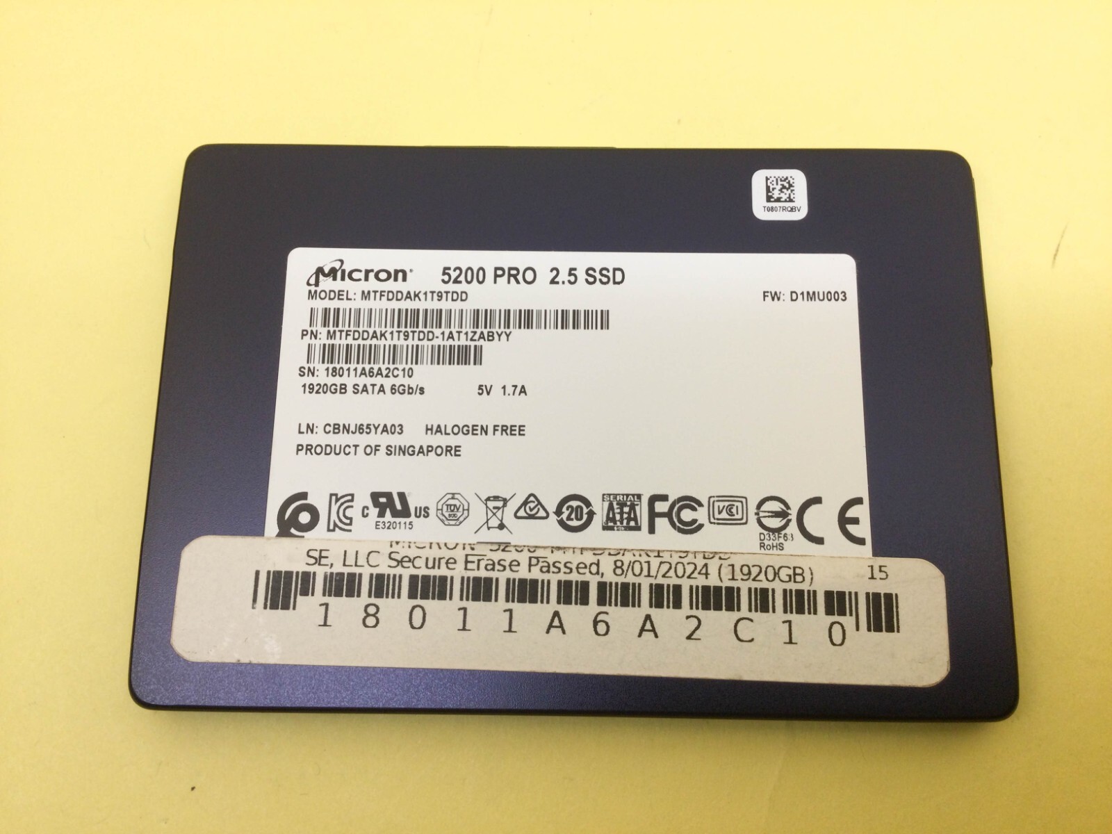 Micron 5200 PRO 1.92TB SATA 6Gb/s 2.5" Internal SSD MTFDDAK1T9TDD