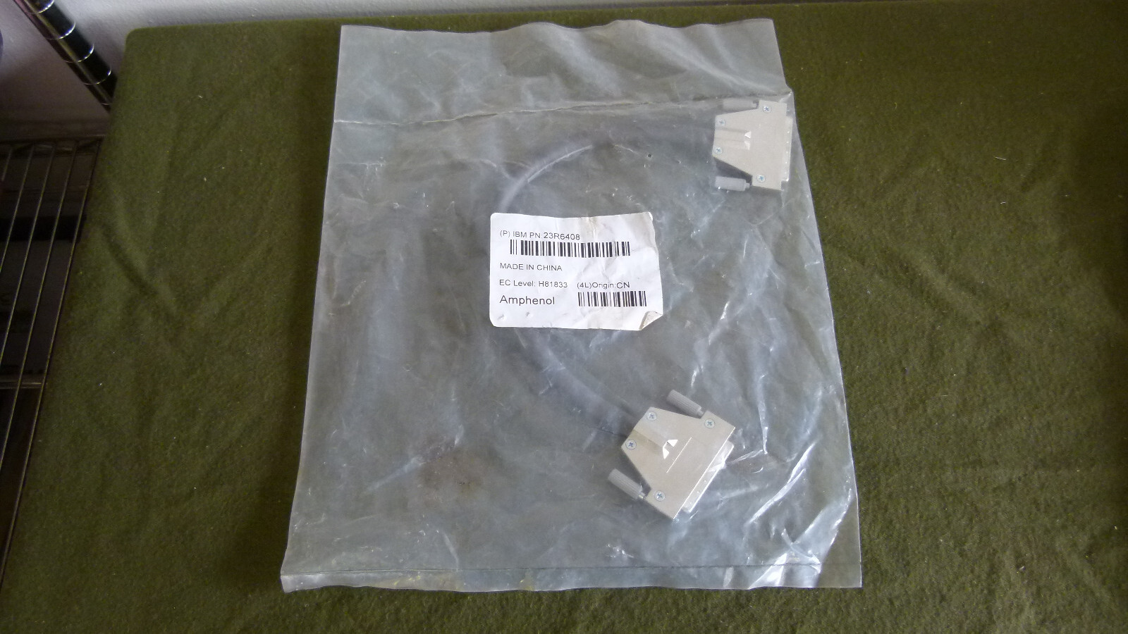 IBM 23R6408, HD68 to HD68, SCSI Cable 0.4m