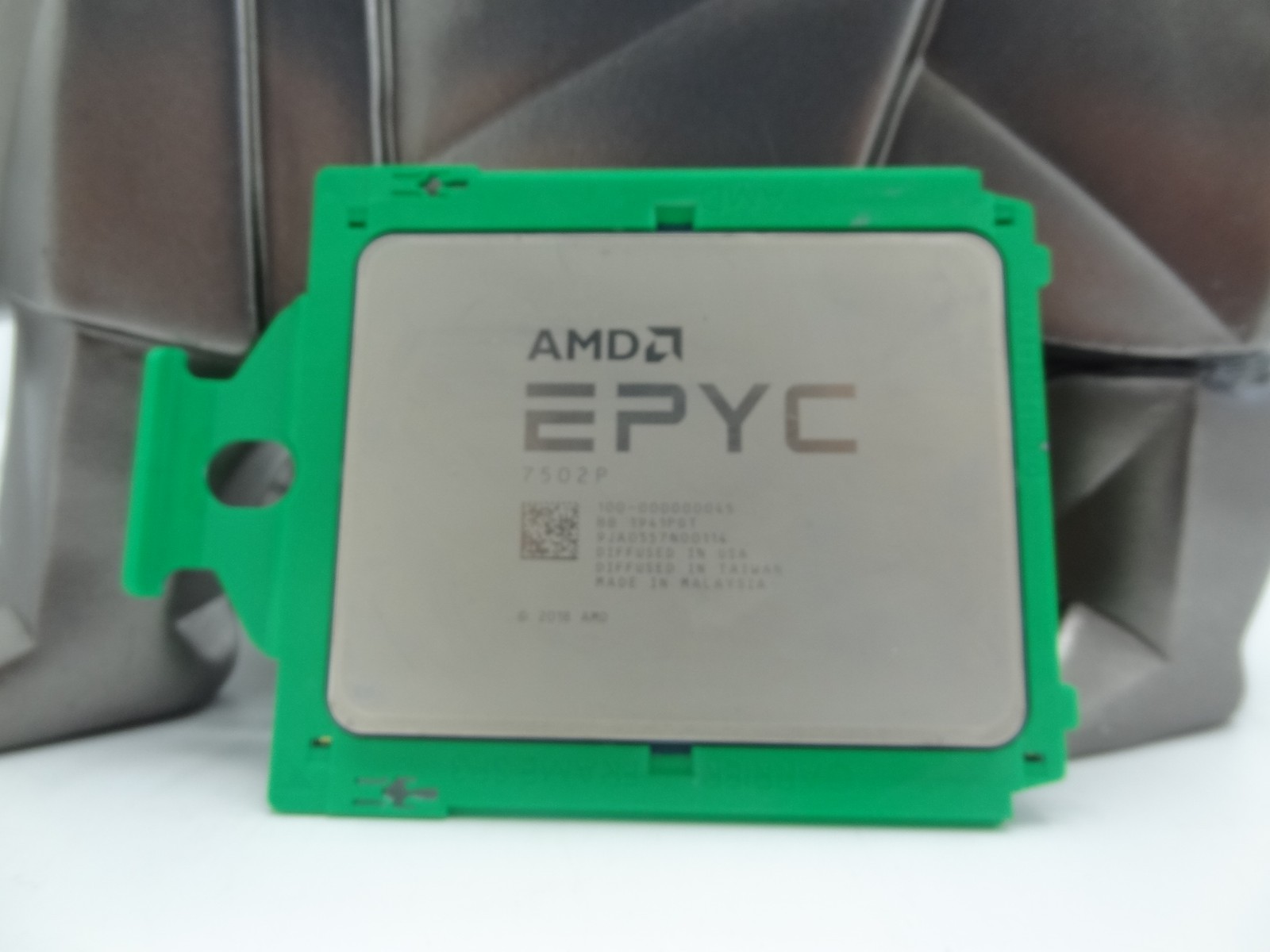 AMD 100-000000045  EPYC 7502P 2.5GHz 32-Core Processor