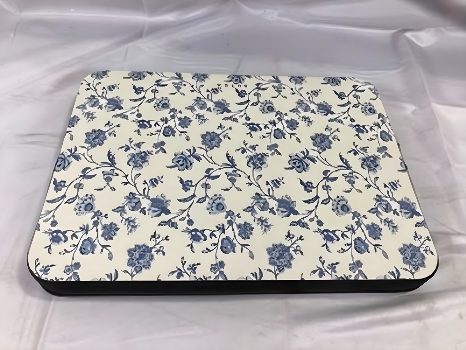 BURGA Sweetheart 14" Laptop Sleeve Cloudshield Foam Blue Floral Saffiano 1-Pack