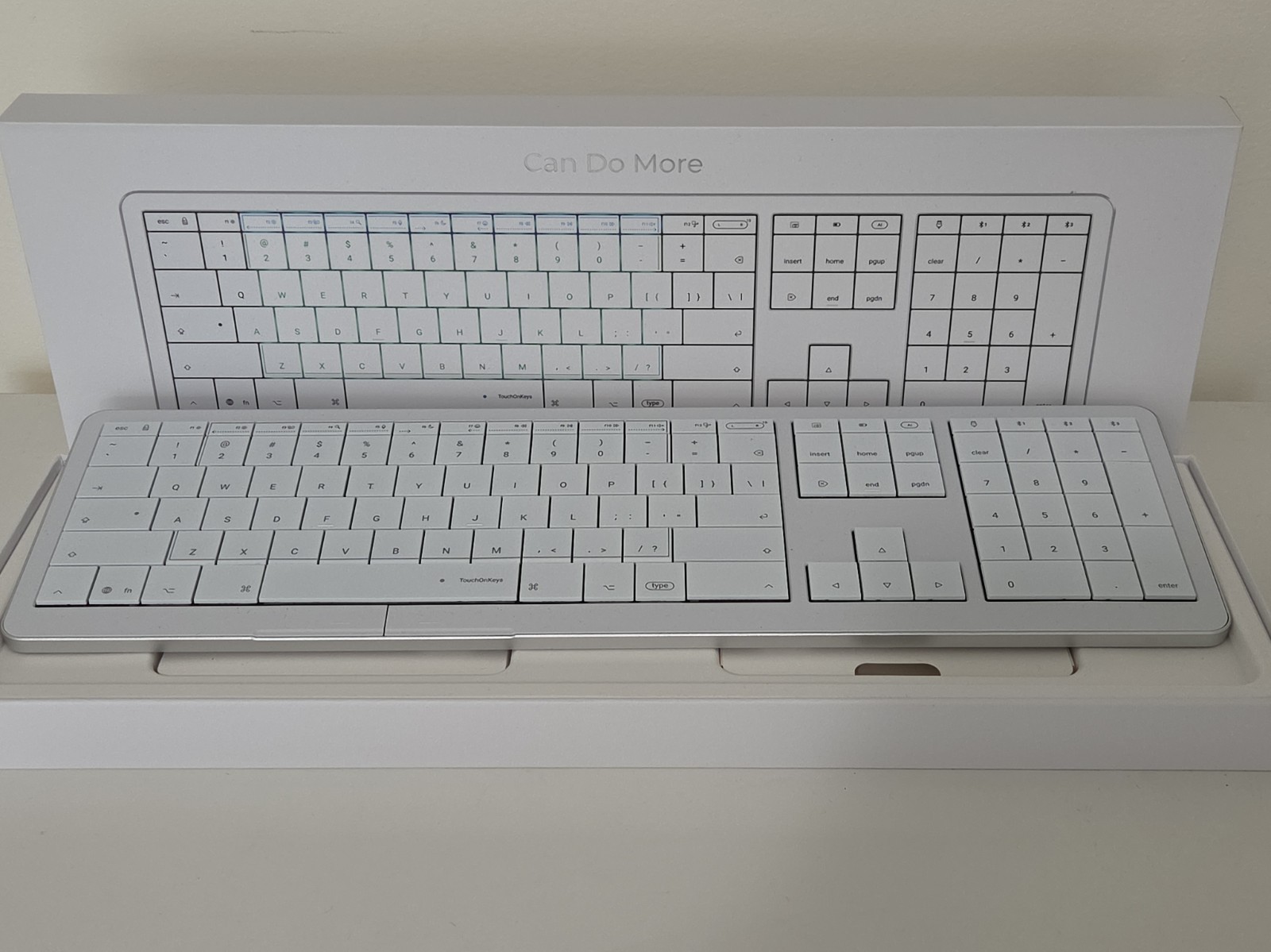 NEW Open Box Clevetura CLVX 1 Mac Wireless Keyboard with Touchpad  White