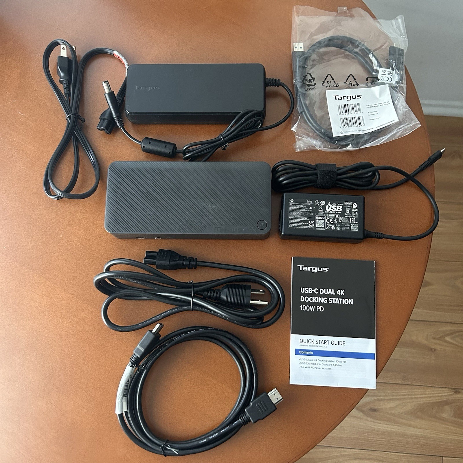 Targus DOCK182-A1 USB-C Dual 4K Docking Station 100W PD DisplayLink New Open Box