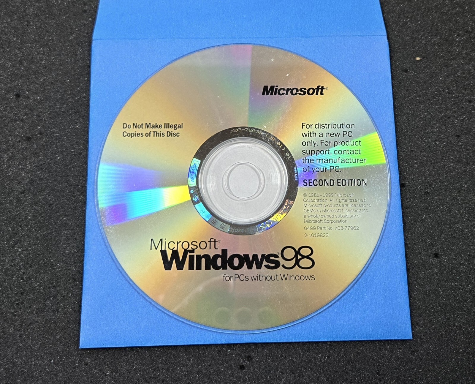Microsoft Windows 98 Second Edition Operating System Install Disc PC CD ROM