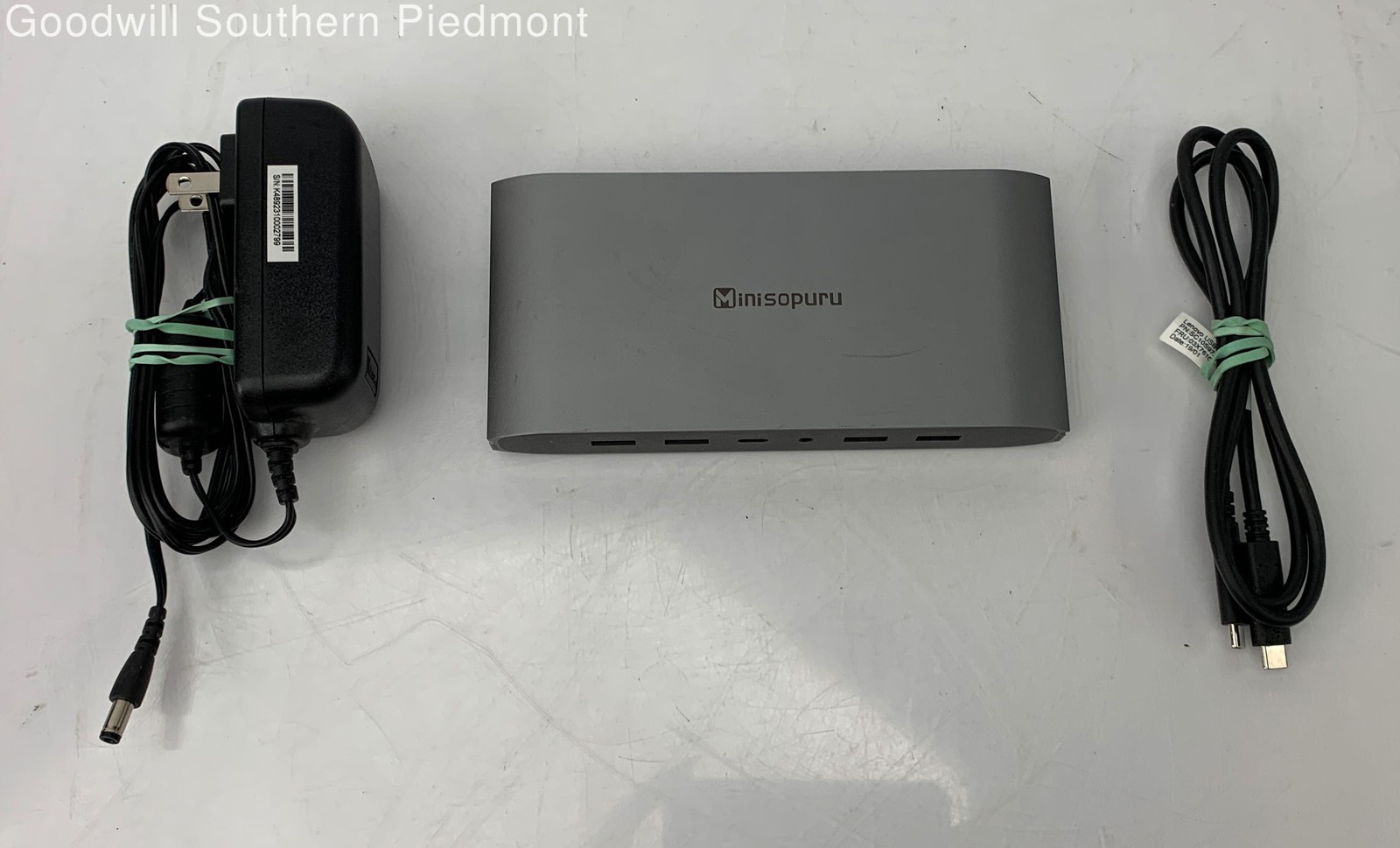 Minisopuru DS808 Triple Display Docking Station & Power Supply -