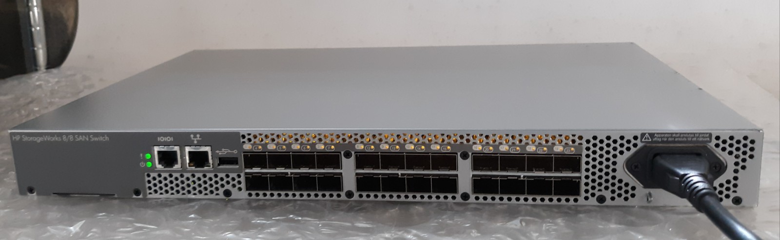 HP AM866A HSTNM-N019 24-Port Storage Works Switch w/ Power Cord