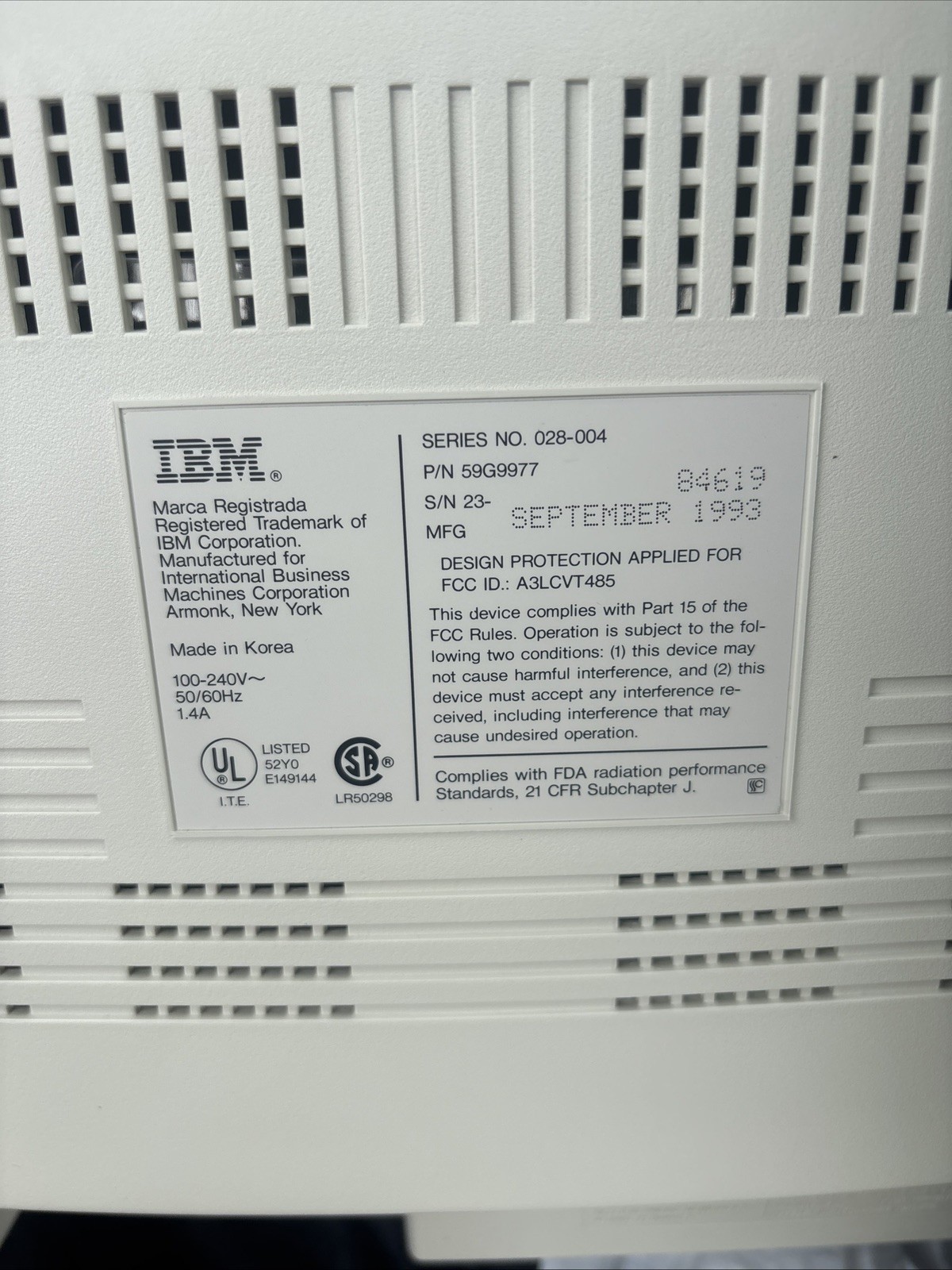 IBM PS/1 14” Color SVGA CRT Monitor 59G9977 1993 not tested
