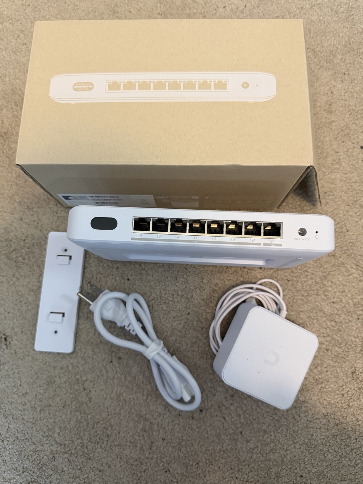 Ubiquiti UniFi Device Bridge Switch UDB-Switch Used