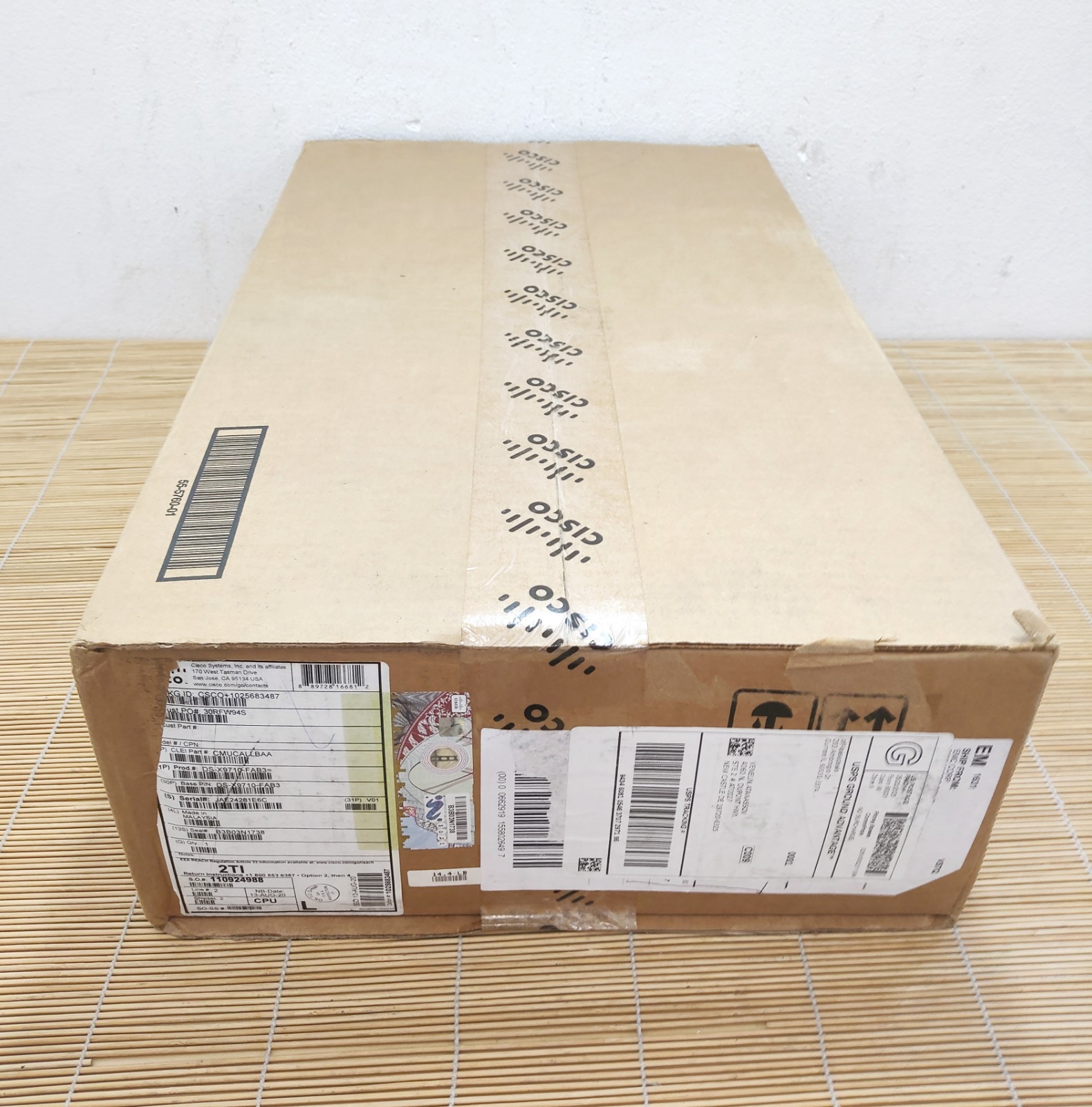New Cisco DS-X9710-FAB3 MDS 9710 Crossbar Switching Fabric-3 Module New Sealed