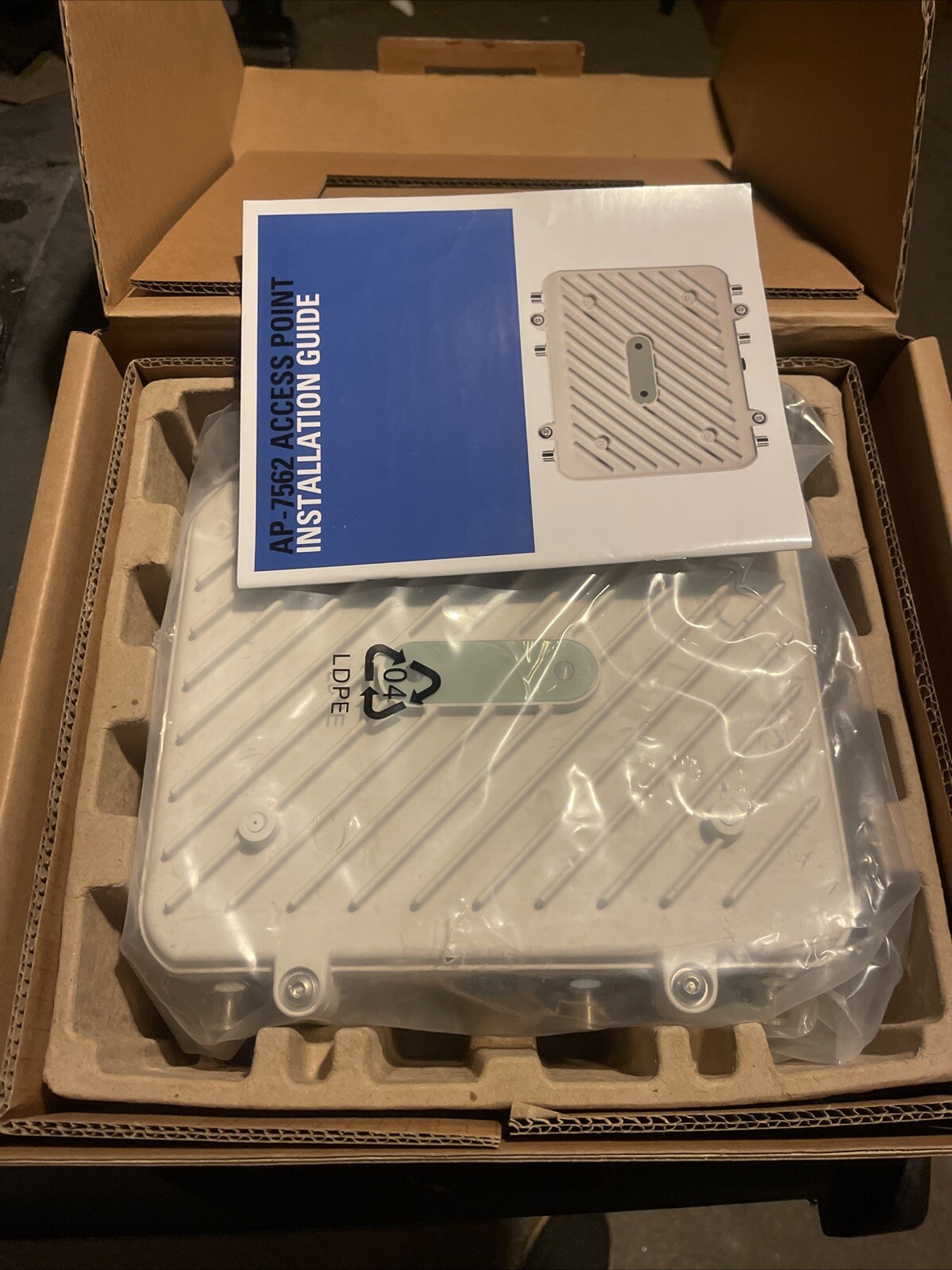 Zebra Technologies AP-7562-67040-US Outdoor Wireless Access Point