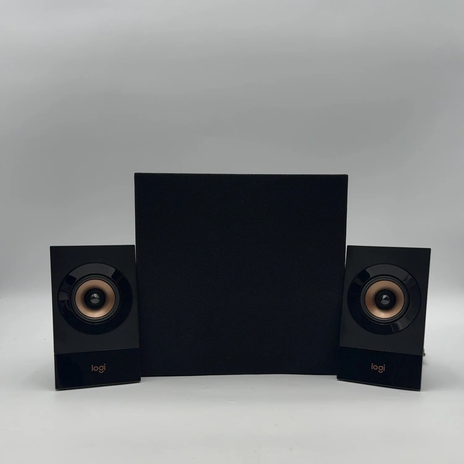 Logitech Z533 2.1 multimedia speaker system Black S00180