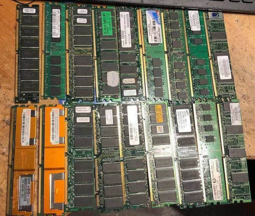 LOT OF 18 DESKTOP RAM PIECES 2GB 1GB 512MB 256MB 128MB SEE PICTURES FOR DETAIL