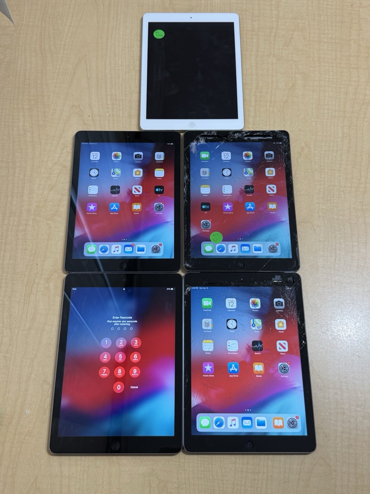 5x Lot Apple iPad Air 1st Gen A1475 (WiFi + Cellular) Read Description (028)