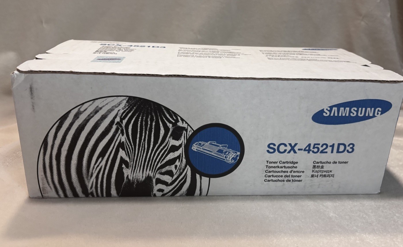Samsung SCX-4521D3 Black Toner Cartidge Genuine OEM Replacement New In Box