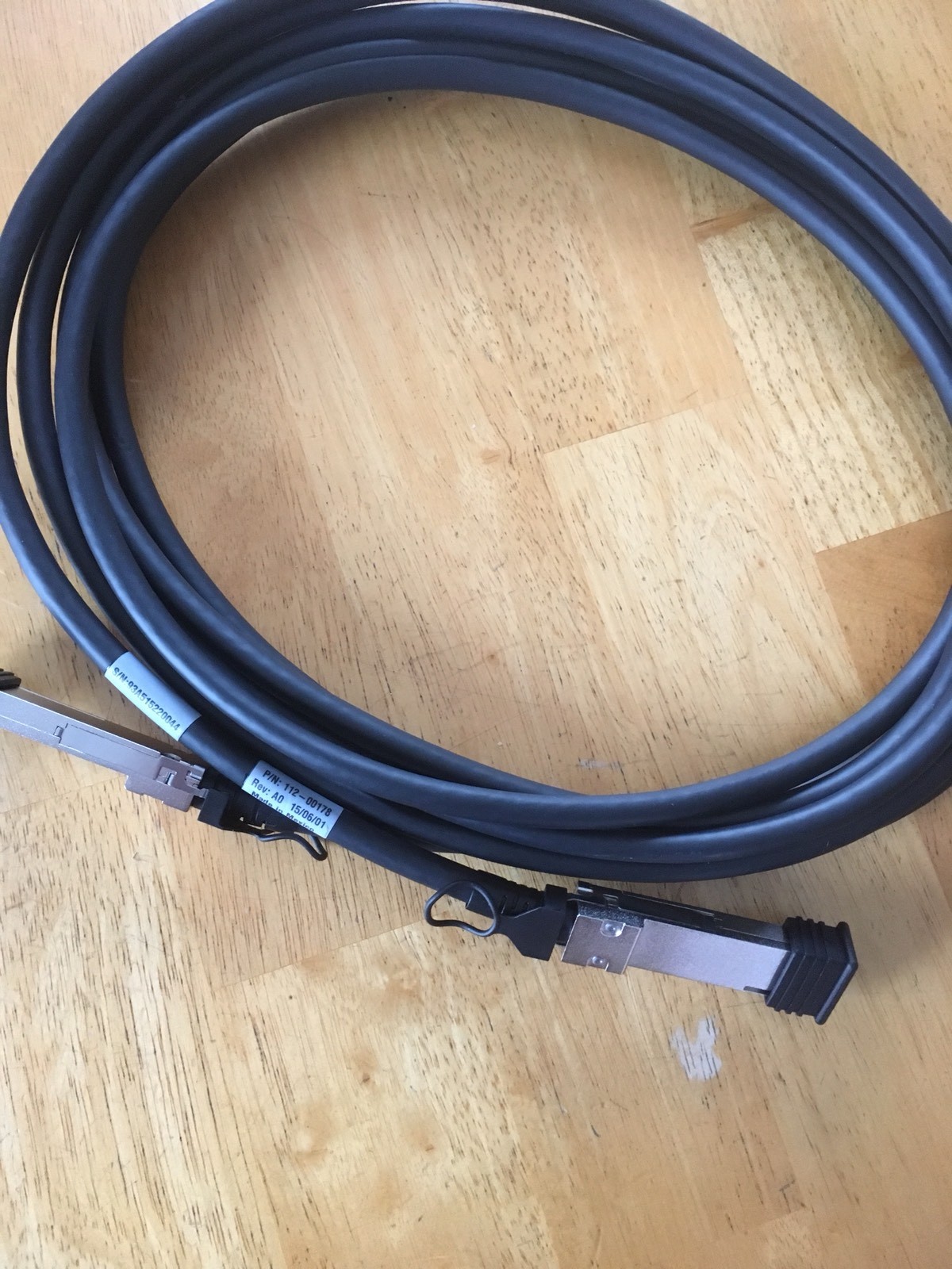NEW NetApp 112-00178 16ft X6559-R6 External SAS Amphenol Cable 5 Meter