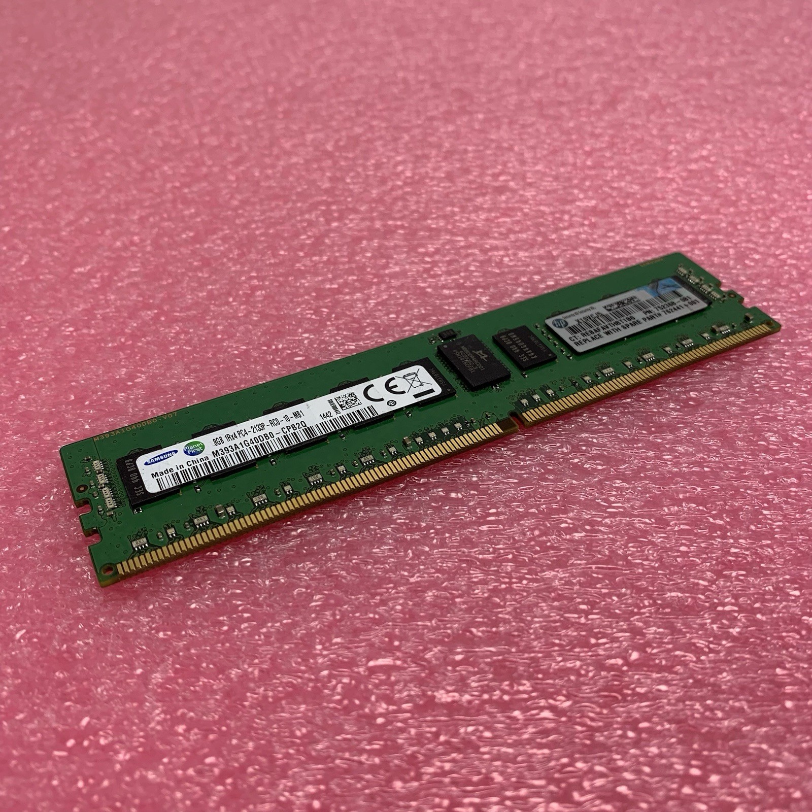 Samsung M393A1G40DB0-CPB2Q PC4-2133P-RC0-10-MB1 8GB 1Rx8 Desktop Memory RAM