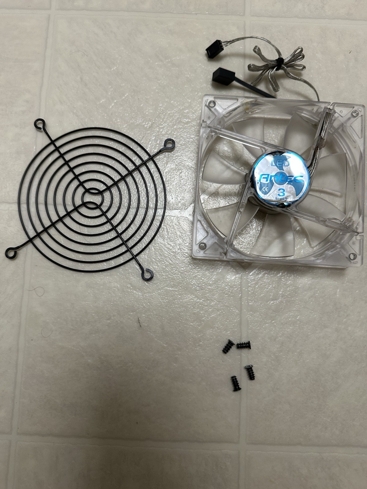 Antec 120mm 4-Pin Molex 3-Speed Computer Cooling PC Case Fan + Bracket + Screws