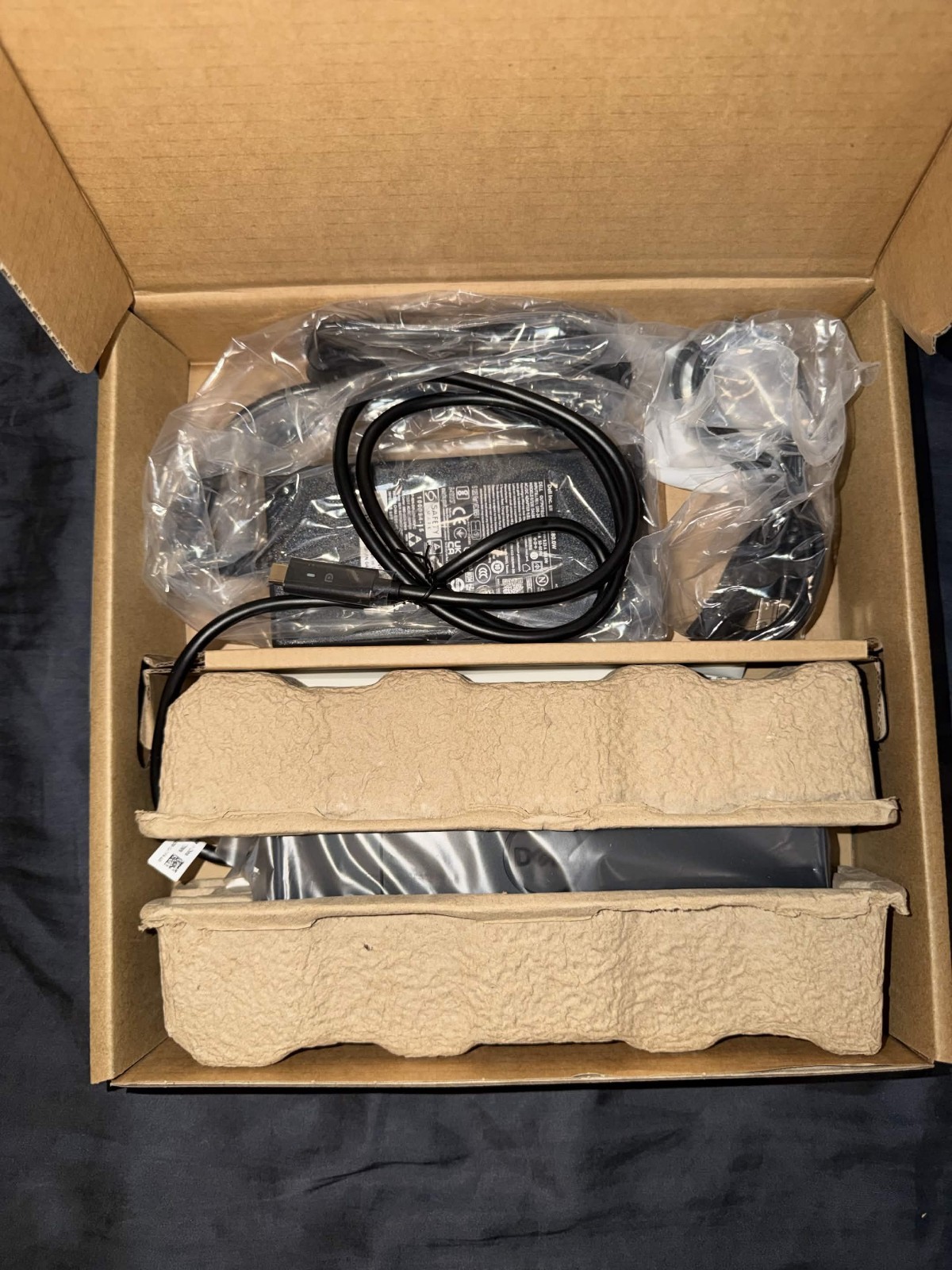 Dell WD19S 180W USB-C Docking Station - New - Open Box / Complete (5)