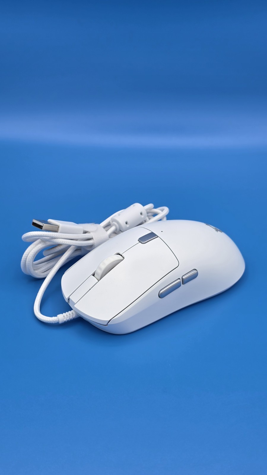 MSI Ultra-Lightweight Wired Gaming Mouse – White – P/N S12-0402320-LAX