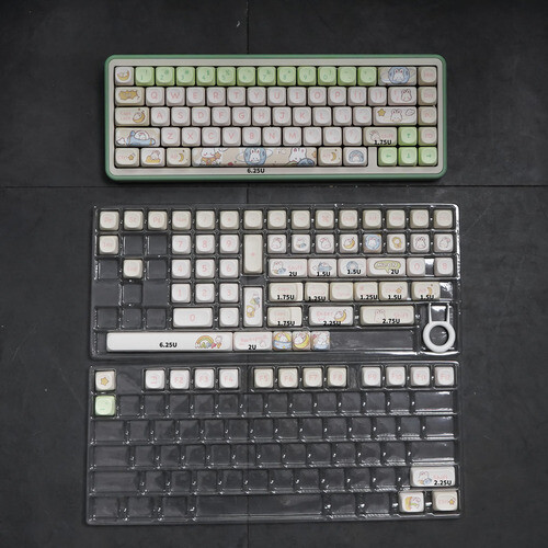 Space Rabbit Theme Keycaps 143Pcs/set PBT MOA Profile