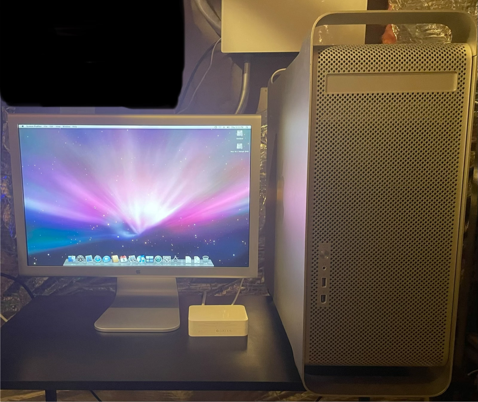 Apple PowerMac G5 and Apple Cinema Display 20"