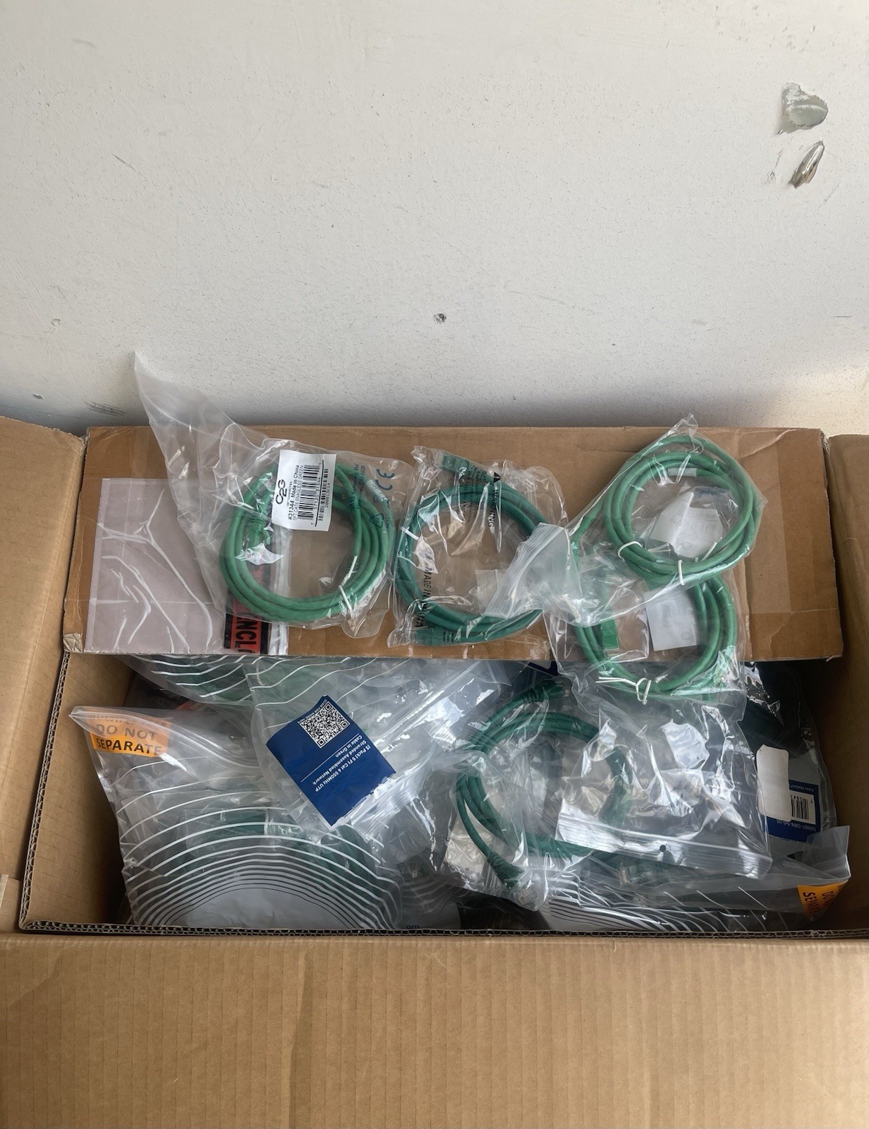 Cable Matters 5-pack of 5 ft Cat6 Ethernet cable