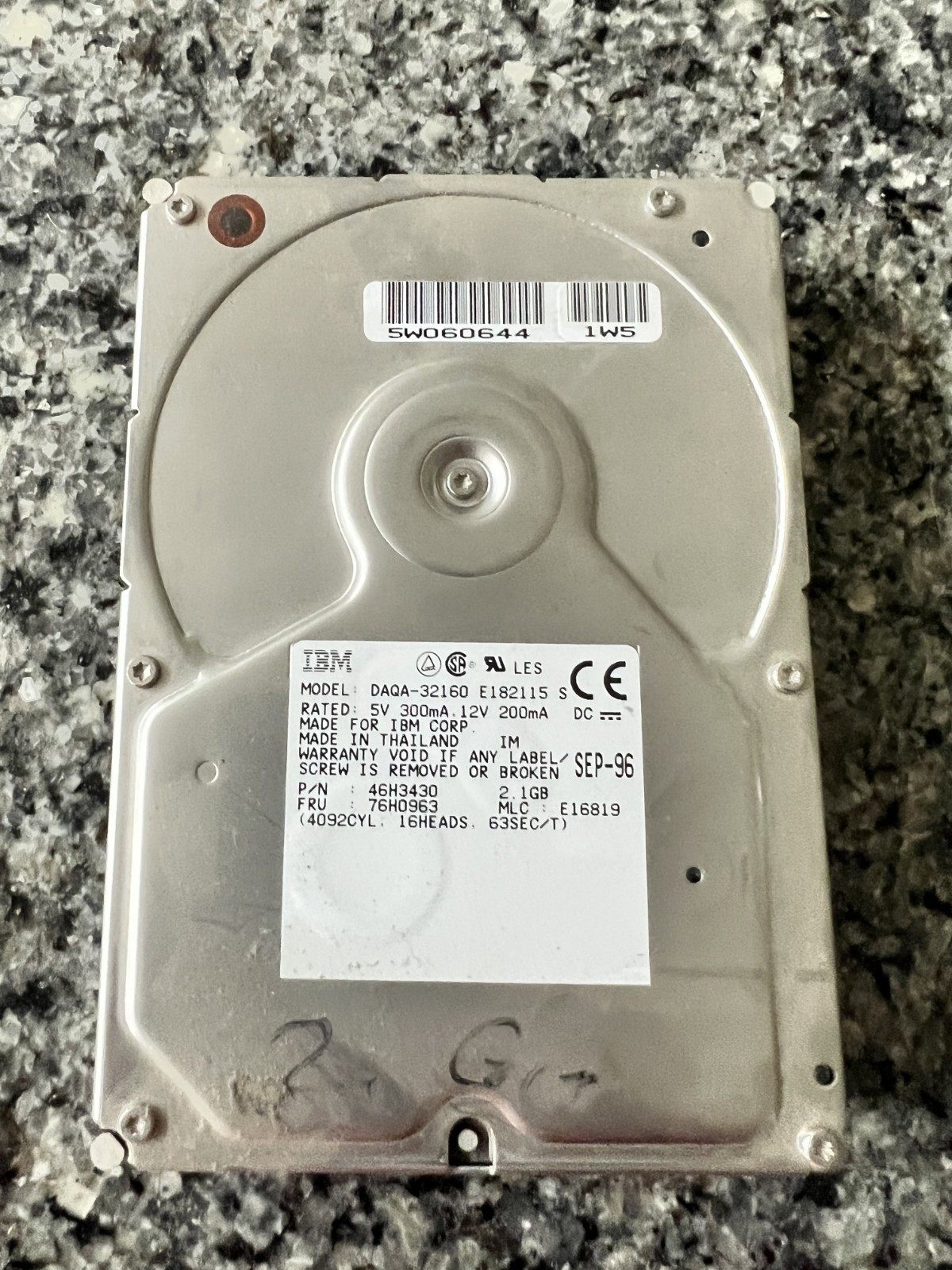 IBM Hard Disk Drive DAQA-32160 46H3430 76H0963 E182115 S 2.1GB
