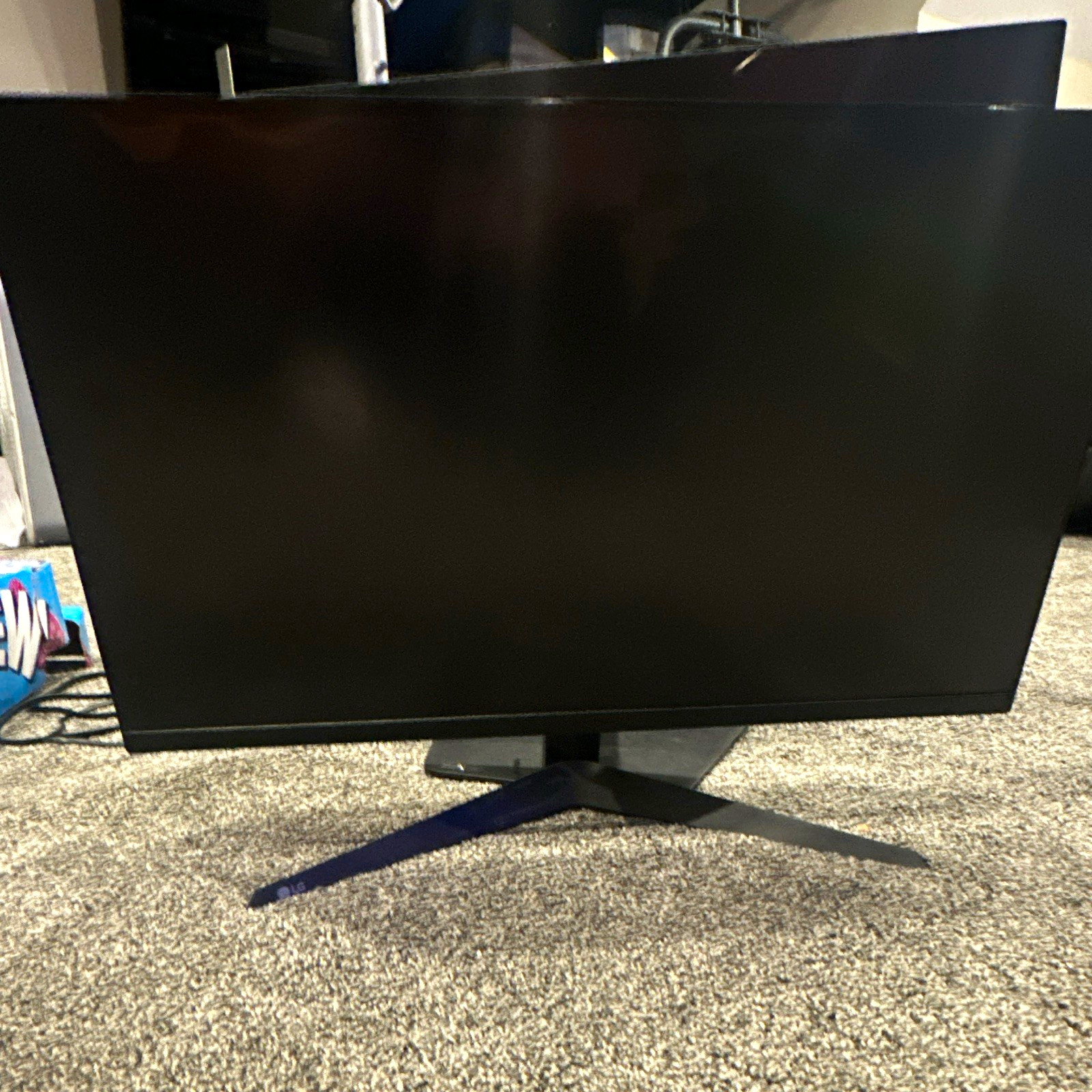 onn. onn. 31-39.9 in Flat Screen Computer Monitor with Stand, Black, 16:9
