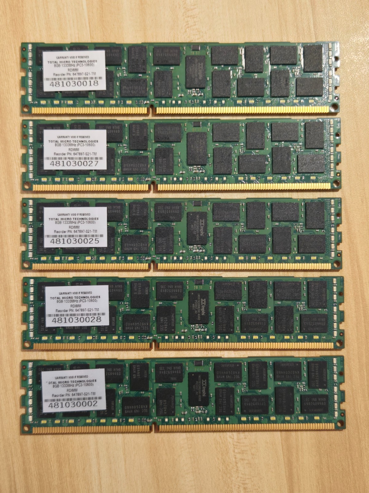 Lot of 5 Total Micro 8GB DDR3 Server RAM 2Rx4 PC3L-10600R 647897-S21-TM 