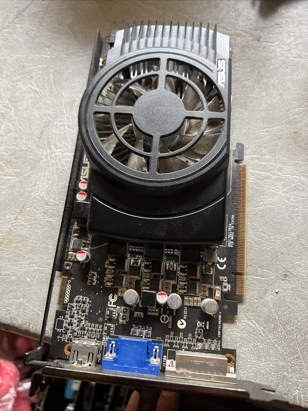 ASUS ATI Radeon HD 5770 (EAH5770 CuCore) 1 GB GDDR5 Gaming Video Card PCI-E