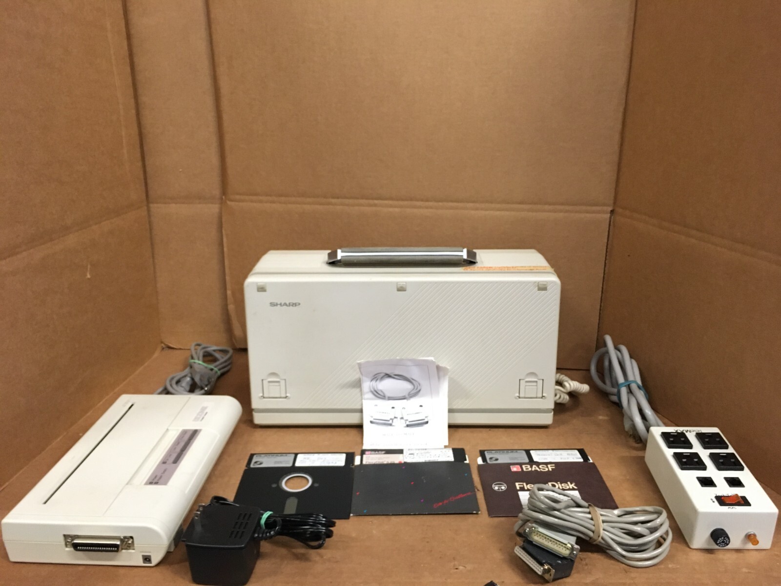 Vintage Sharp PC-7000, Intel 8086 CPU, XT Computer,  Tested Working.