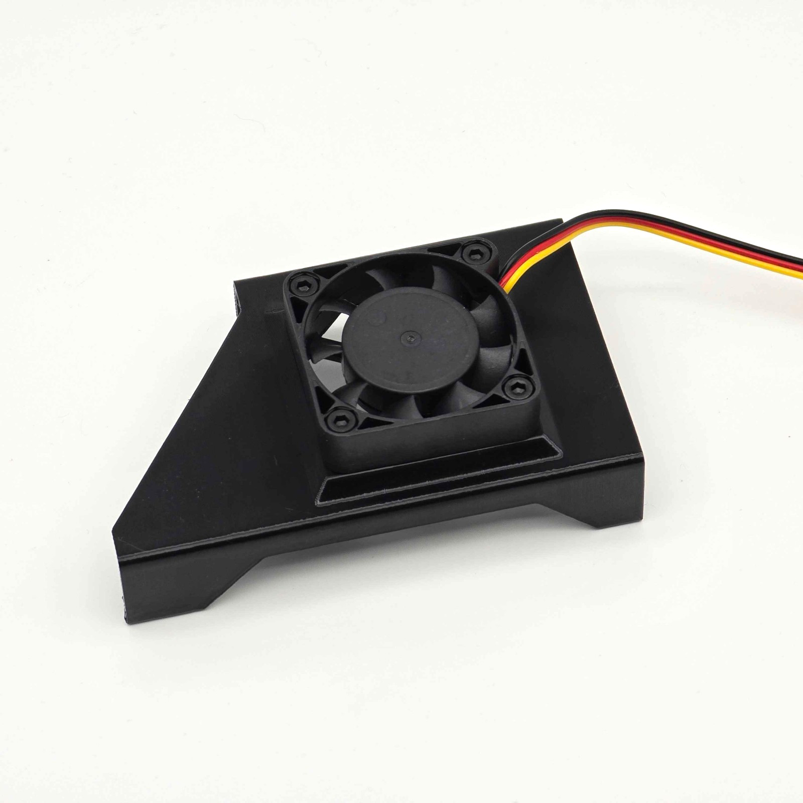LSI 9207-8e SAS HBA 40mm Cooling Fan Included + Shroud Cooler