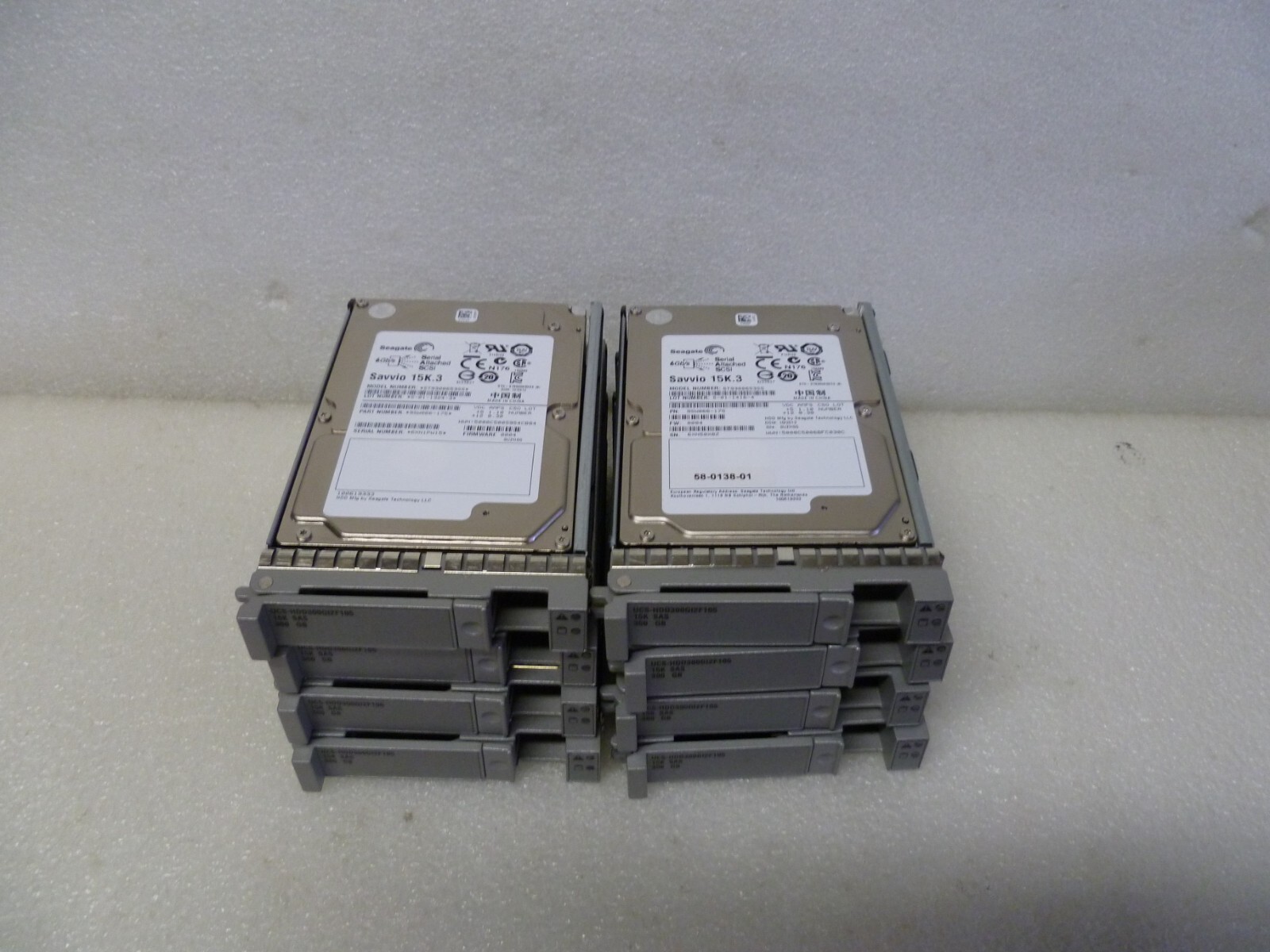 LOT OF 8 CISCO/SEAGATE 15K.3 ST9300653SS 300GB SAS 2.5" HARD DRIVE 58-0138-01
