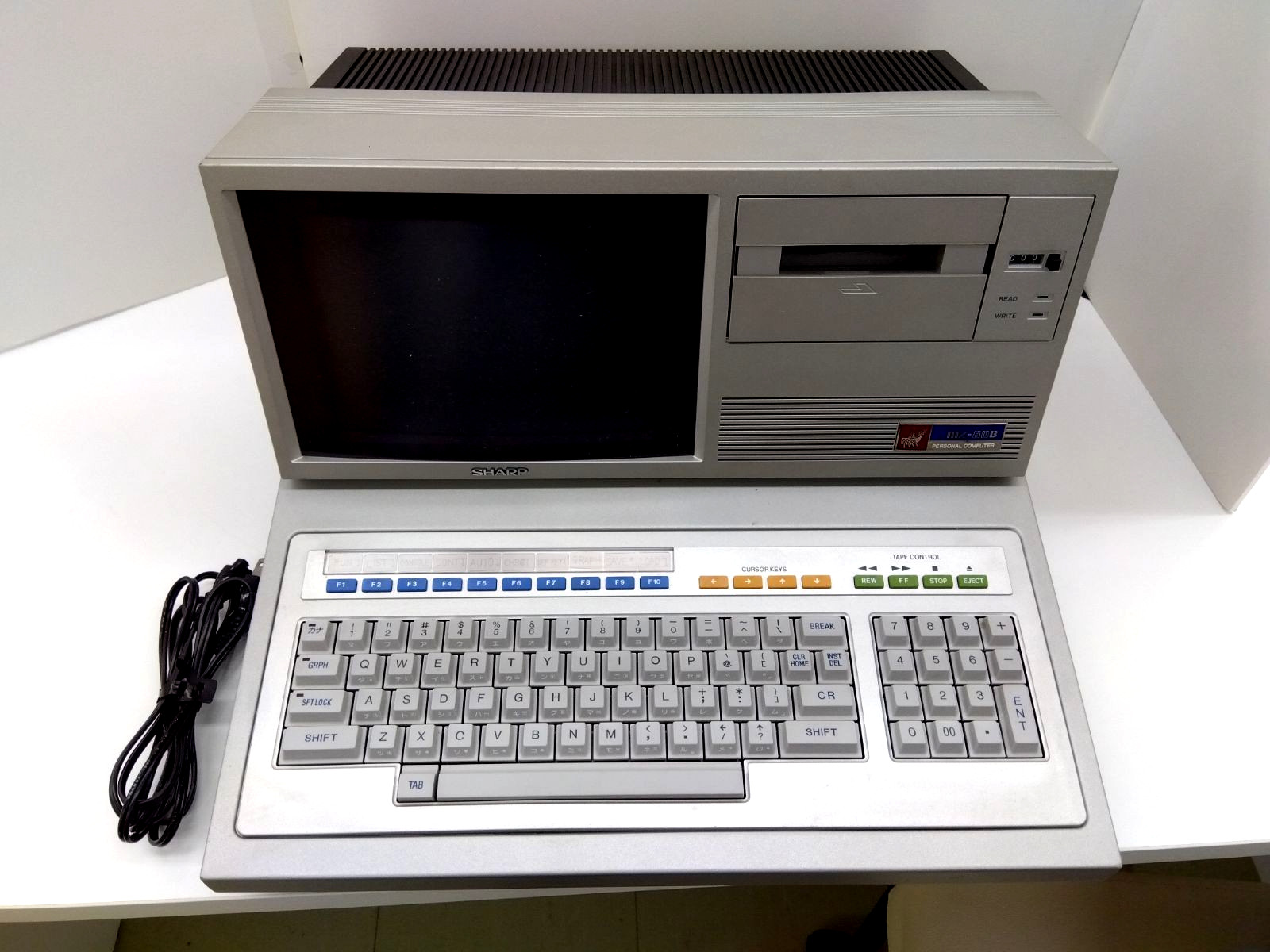 SHARP MZ-80B CLEAN COMPUTER Personal Computer -USED-