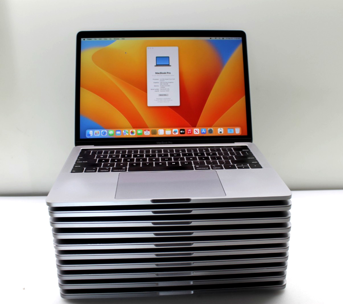 LOT OF 10 Apple MacBook Pro A2989 13" 2019 i5-8279U 16GB RAM 256GB SSD **READ**