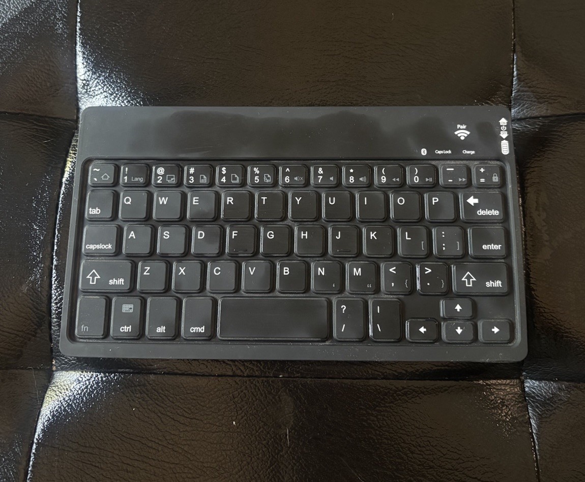 Onn Universal Compatible PC Tablet Bluetooth 3.0 Wireless Quiet Keyboard Unteste