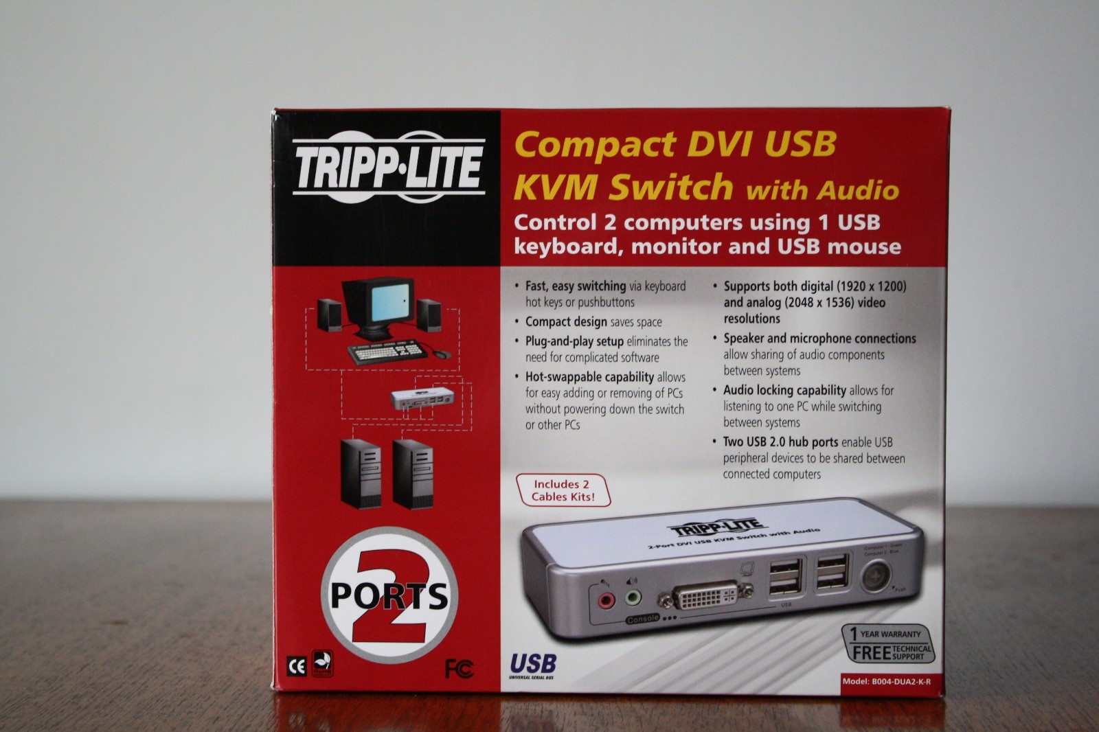 ***NEW*** Tripp Lite B004-DUA2-K-R + CABLES