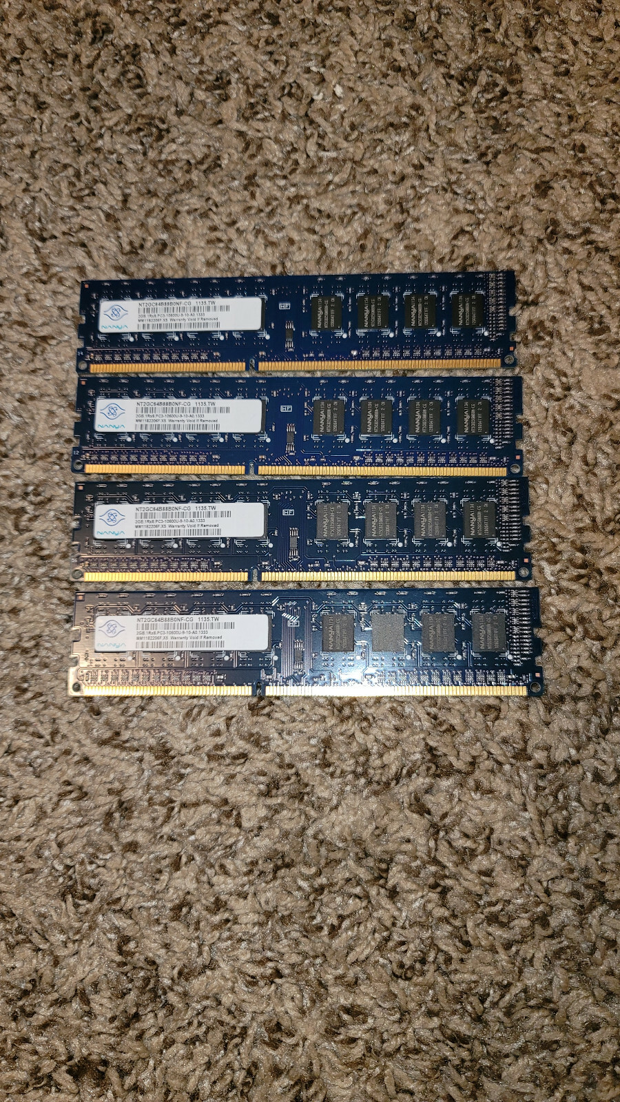 Nanya 8GB (4 x 2GB DIMM 1333 PC3-10600U DDR3 SDRAM Memory (NT2GC64B88B0NF-CG)