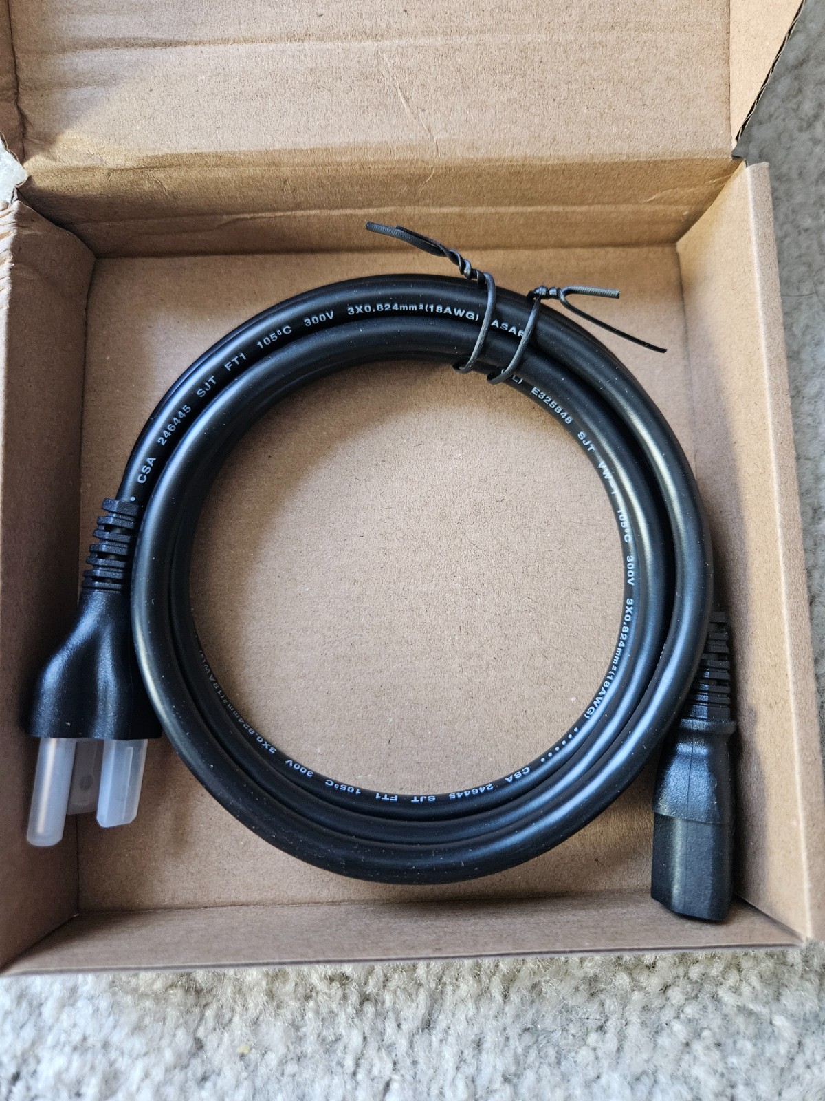 Amazon Basics PC Power Cable, 6 feet, AC Power Cord for Monitor, Computer, TV