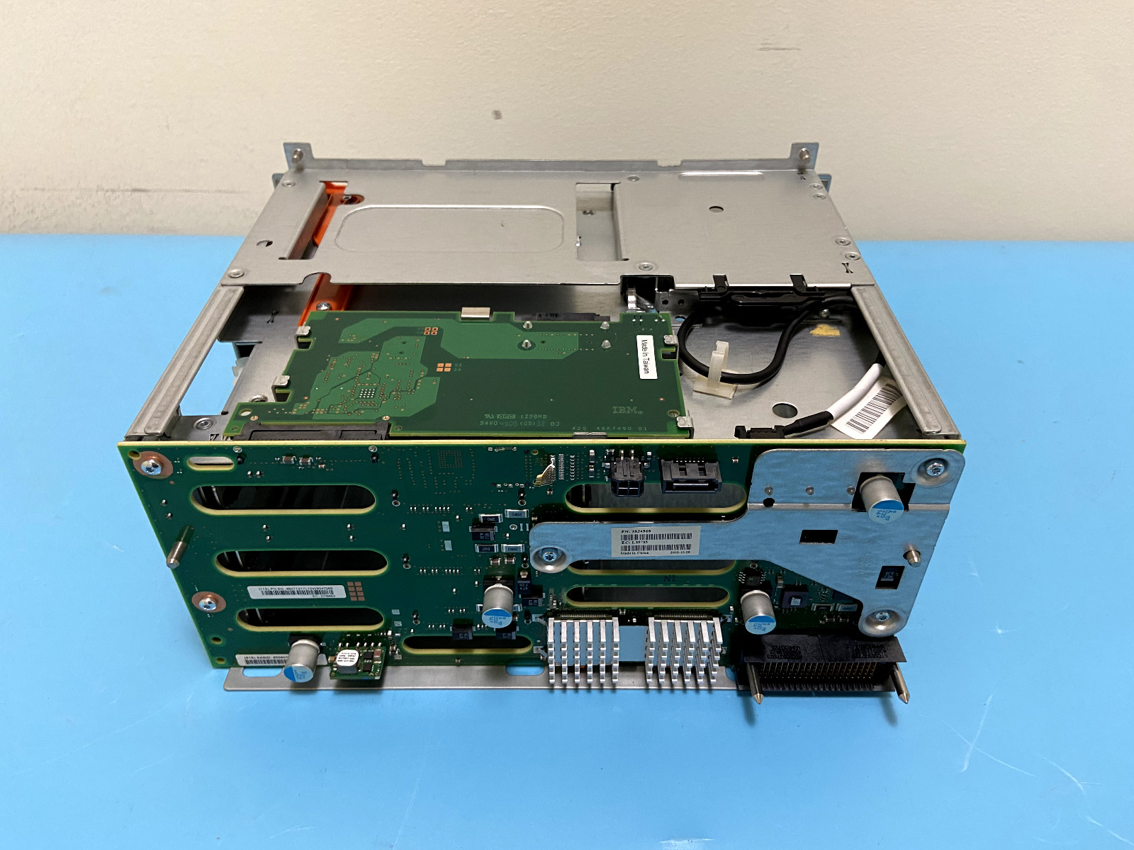 IBM DASD/MEDIA BACKPLANE , 39J4505