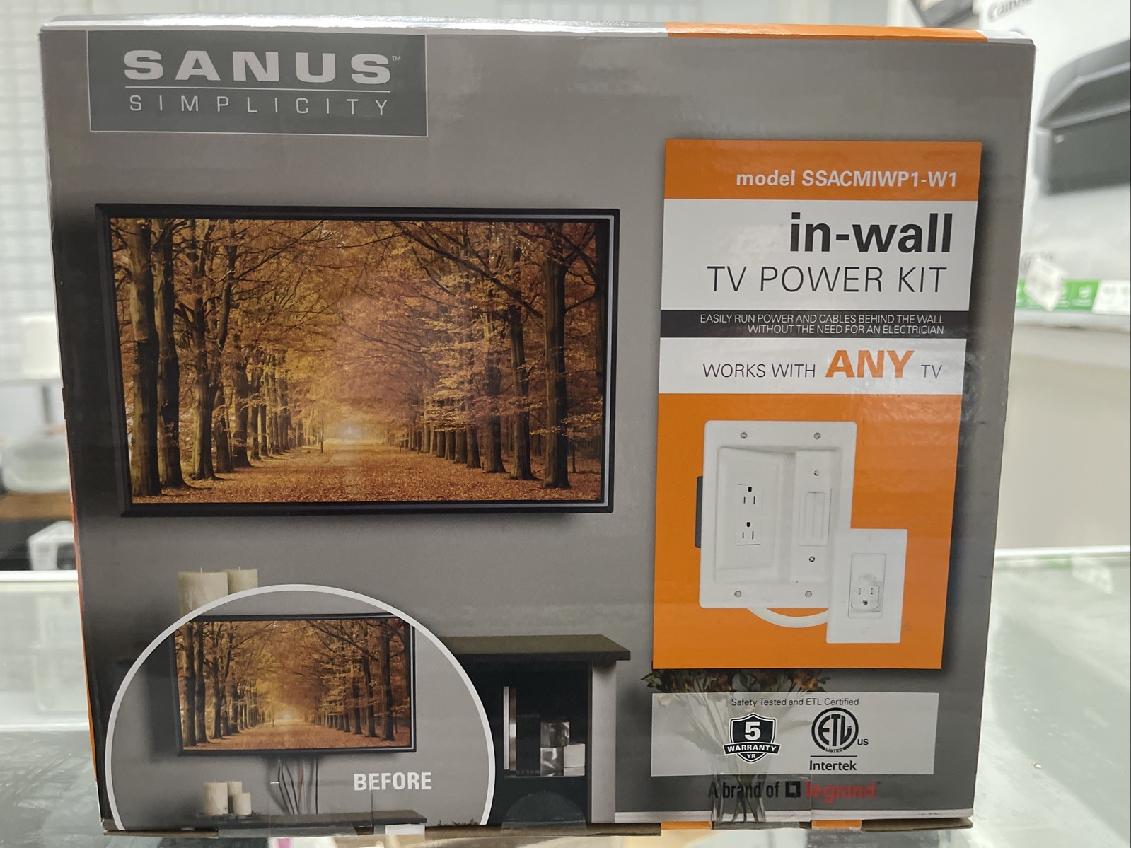 SANUS Simplicity In-wall Power and Cable Management Kit  SSACMIWP1-W1 (Open Box)