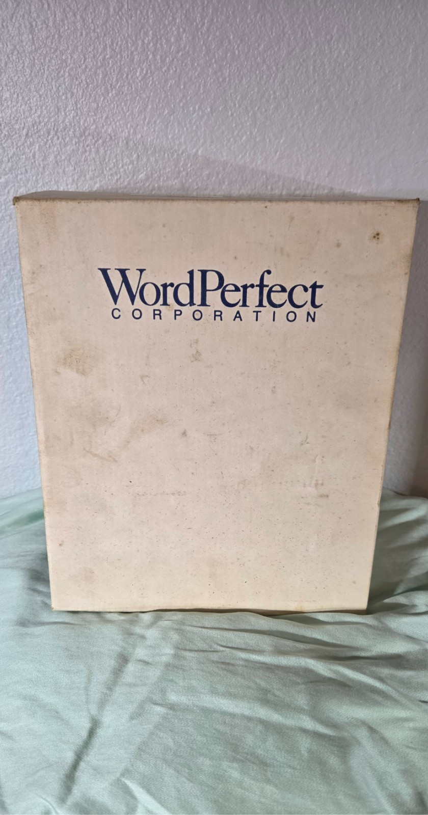 WordPerfect v 6.0 Box set including User Guides, install and program disk